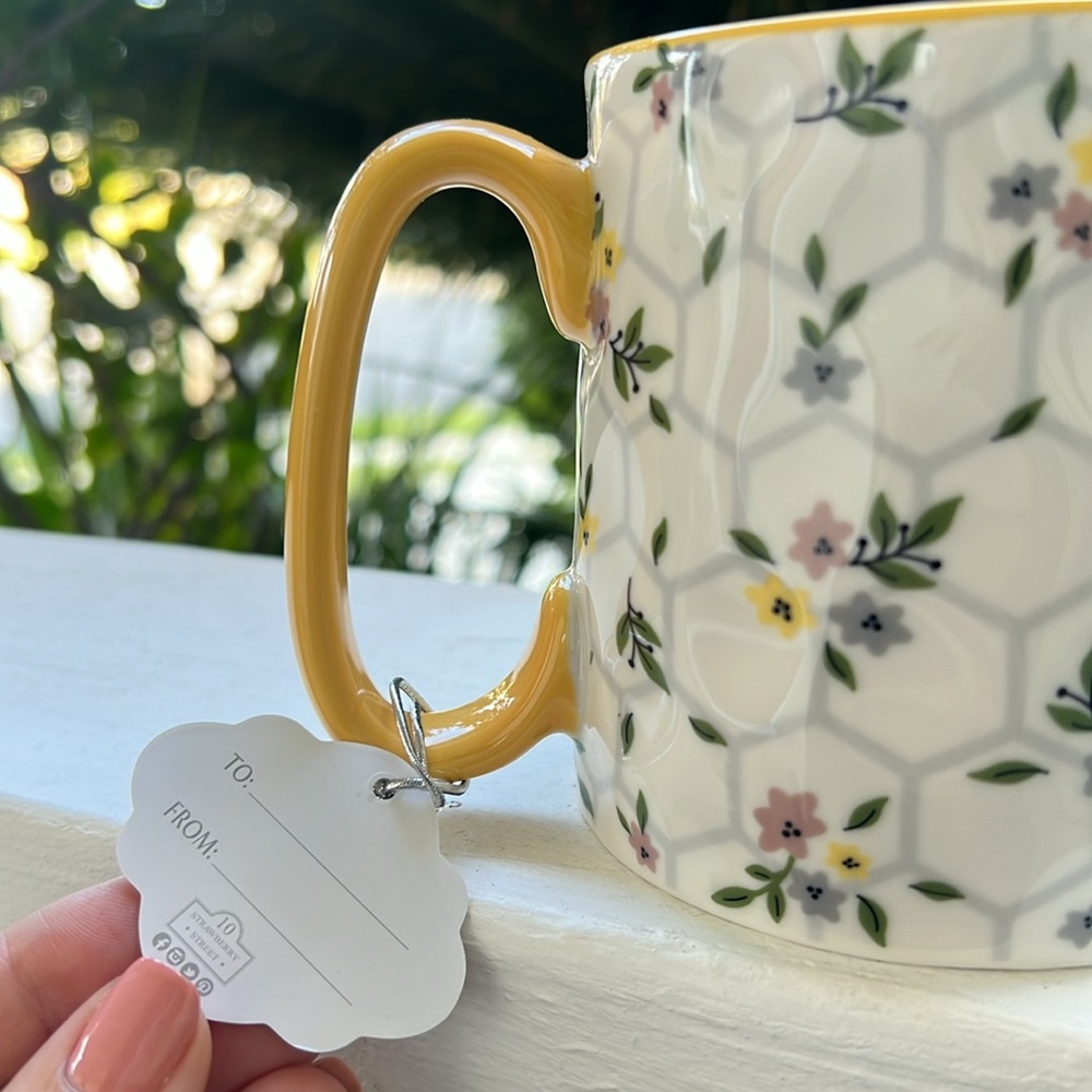 Bella Floral Ceramic Mug - Picture 7 of 15